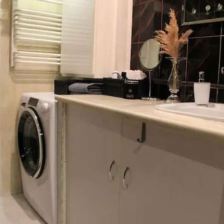 Apartament Uroczy, Jasny Apartament Oraz Bezplatny Parking! *