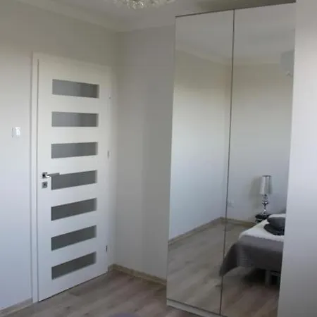 Lägenhet Uroczy, Jasny Apartament Oraz Bezplatny Parking! Kraków
